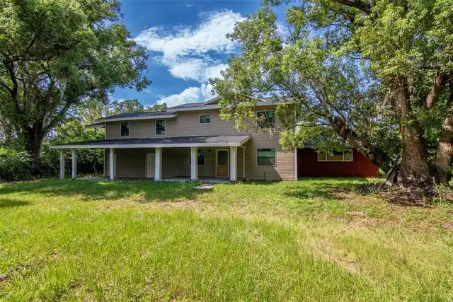 Listing Photo 7