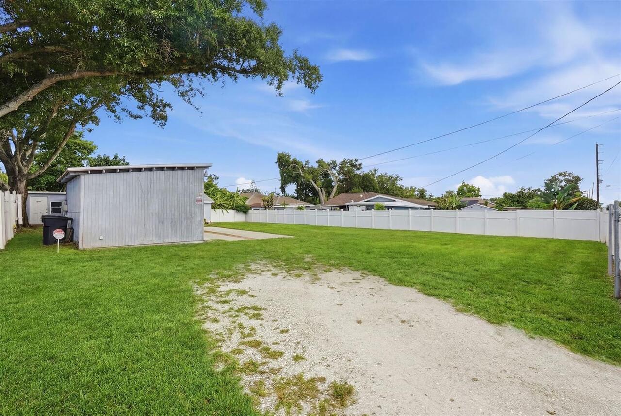 Listing Photo 8