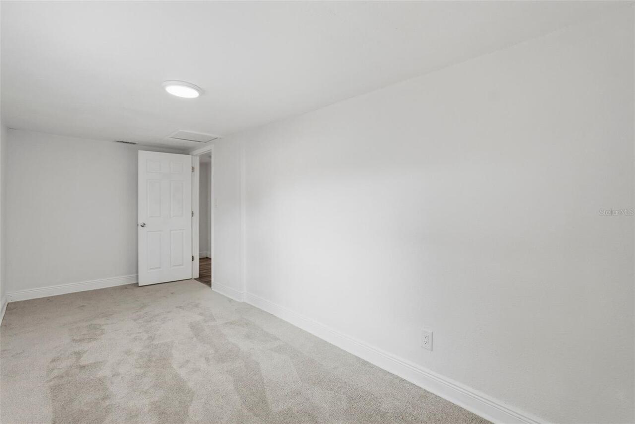 Listing Photo 20