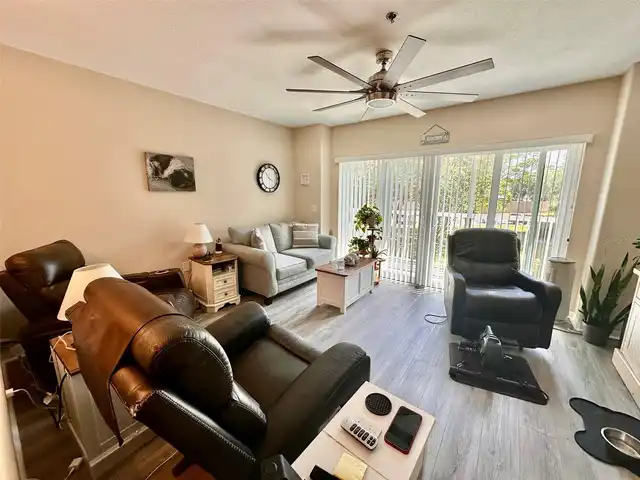 Listing Photo 21