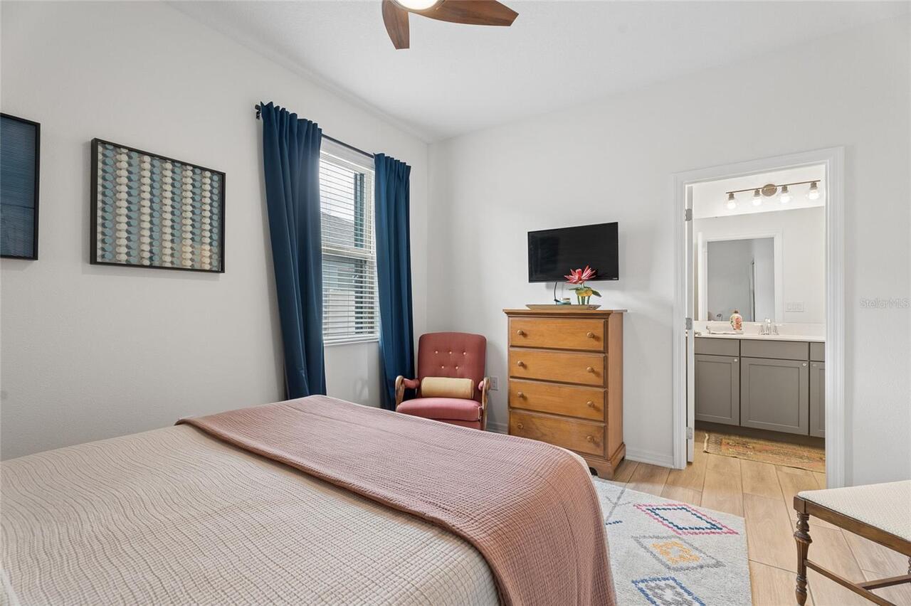 Listing Photo 32