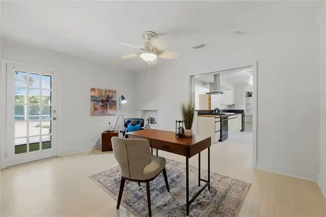 Listing Photo 11