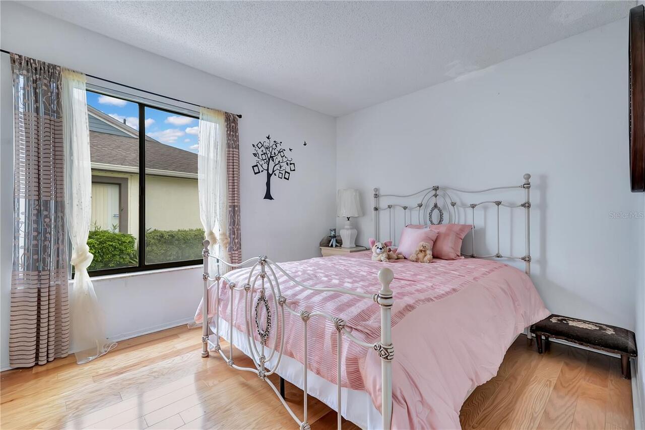 Listing Photo 15