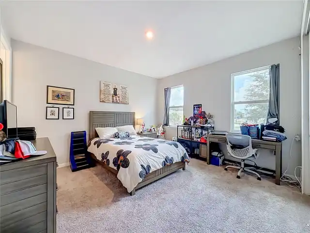 Listing Photo 18