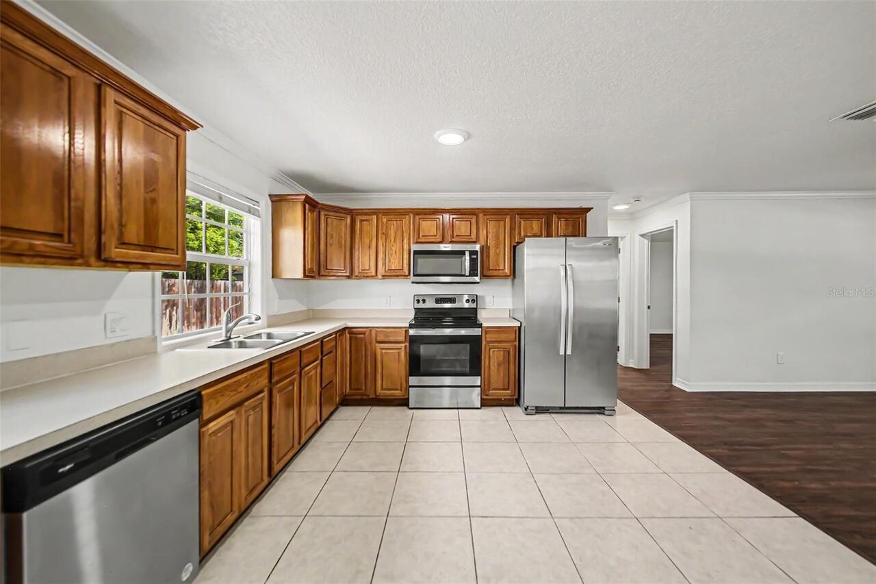 Listing Photo 7