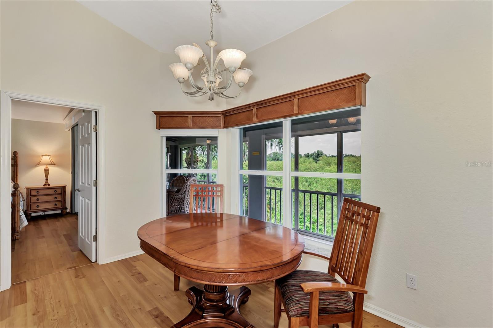 Listing Photo 14