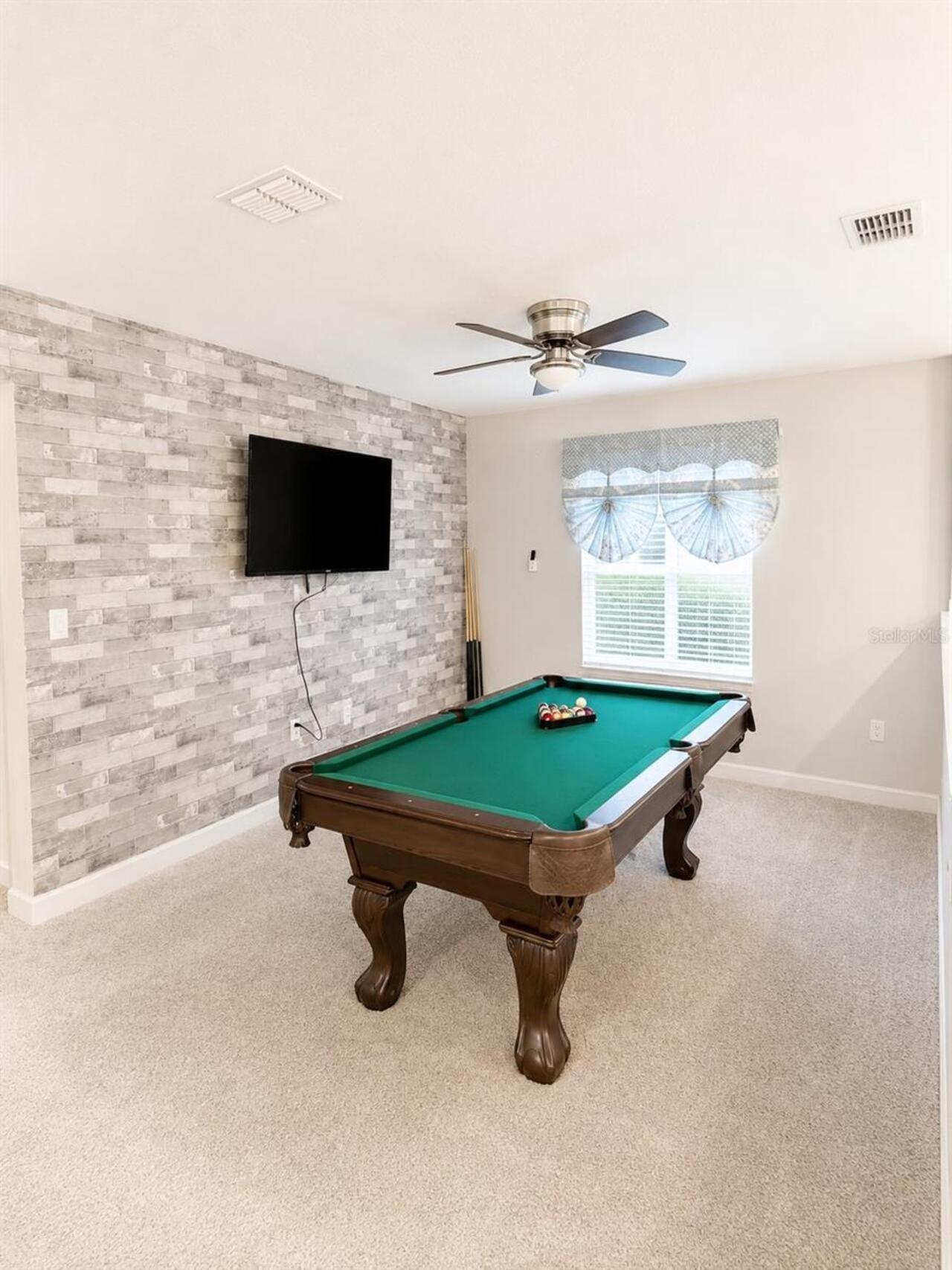Listing Photo 9
