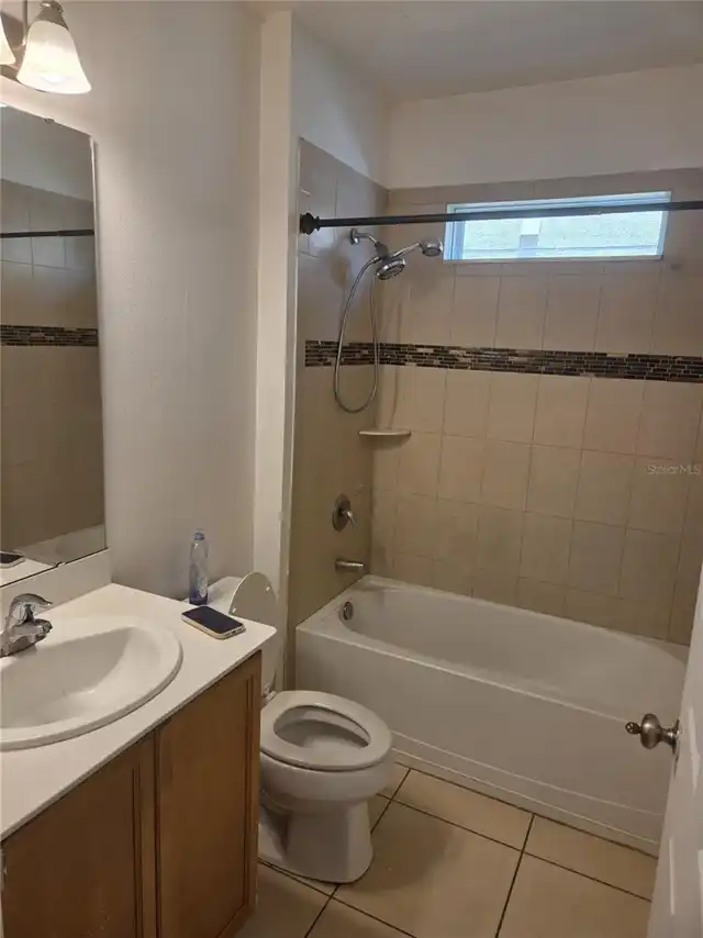 Listing Photo 6