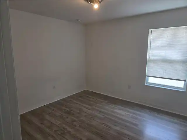 Listing Photo 29