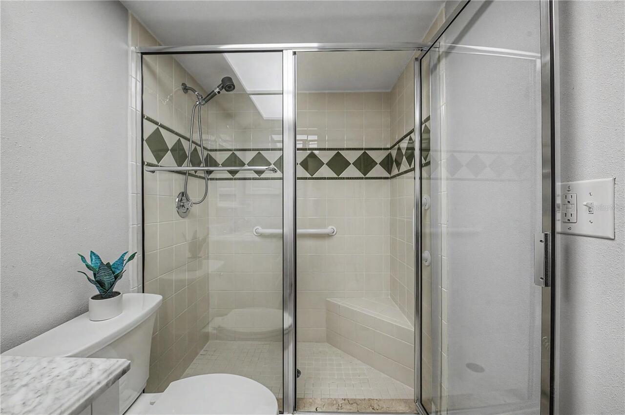 Listing Photo 28