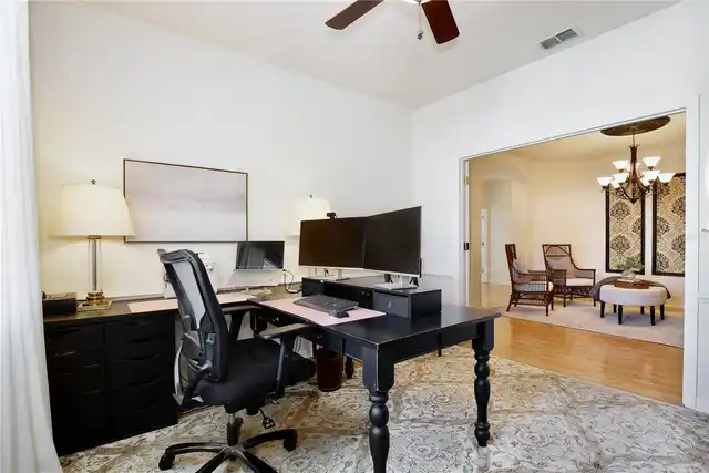 Listing Photo 8