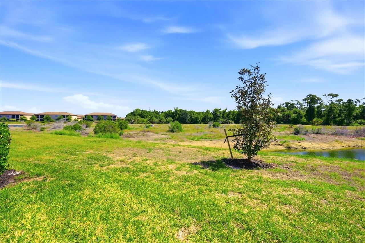 Listing Photo 37