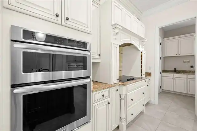 Listing Photo 22