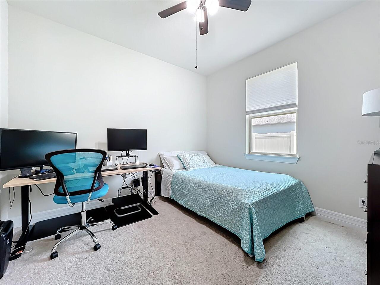 Listing Photo 8