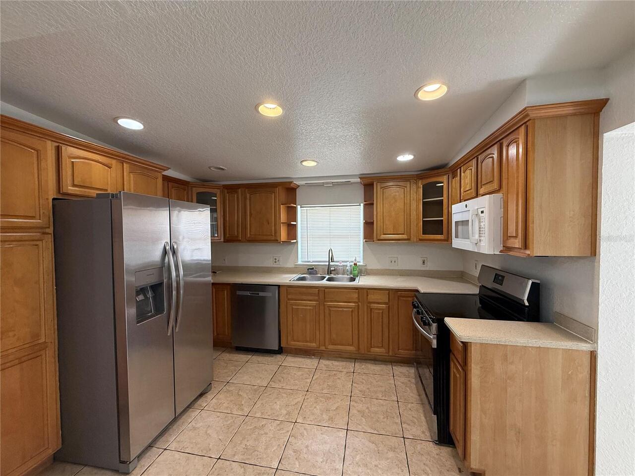 Listing Photo 7