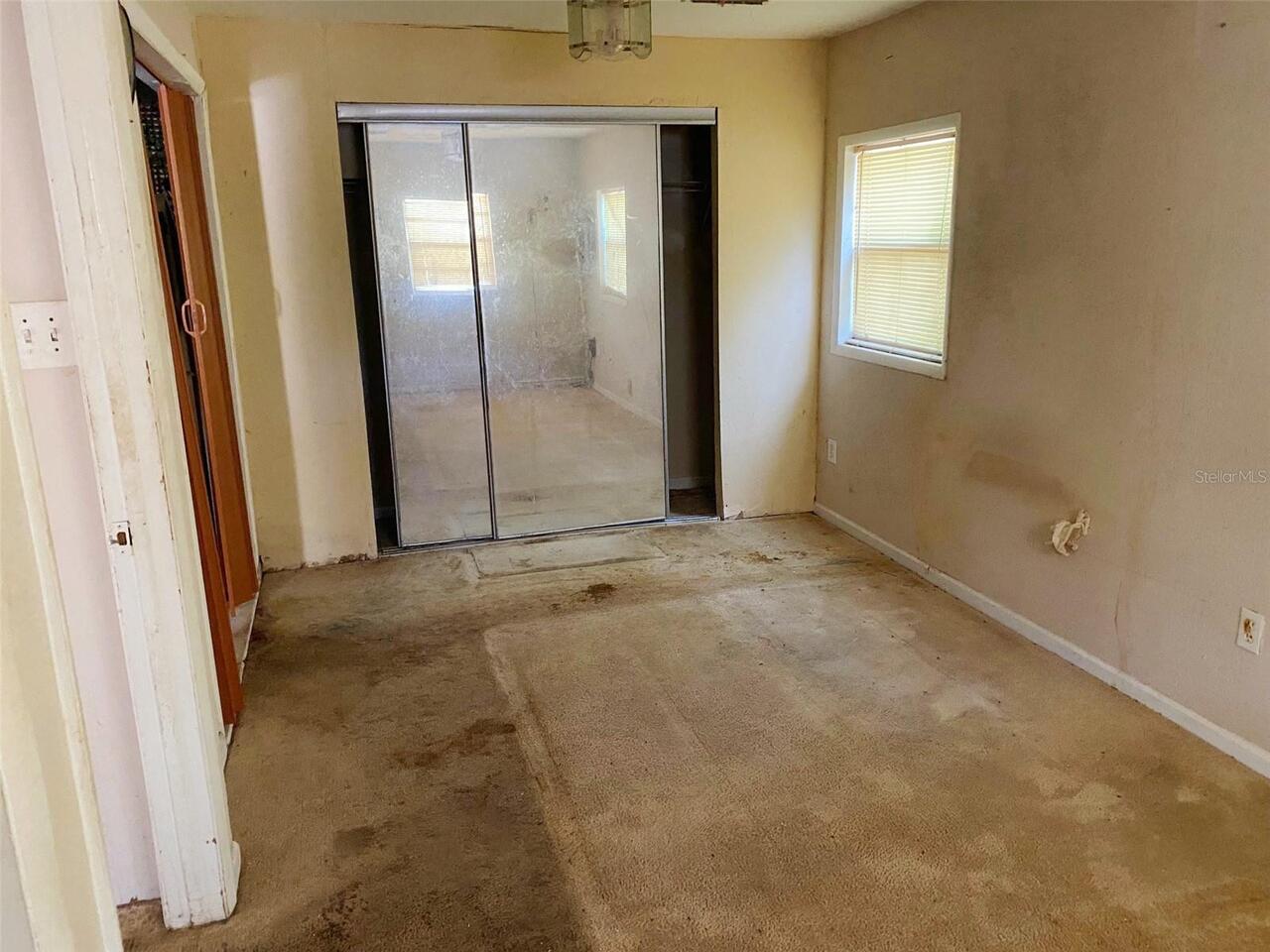 Listing Photo 8