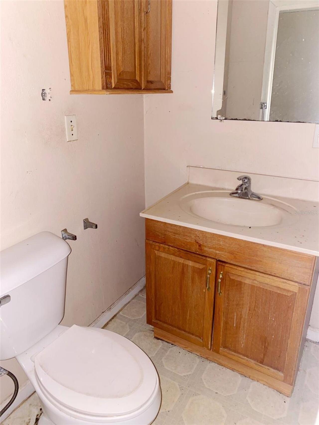 Listing Photo 11