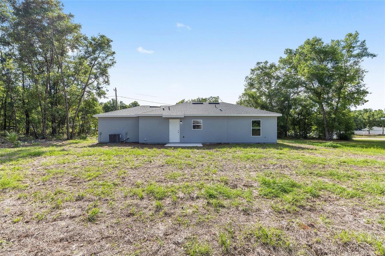 Listing Photo 9