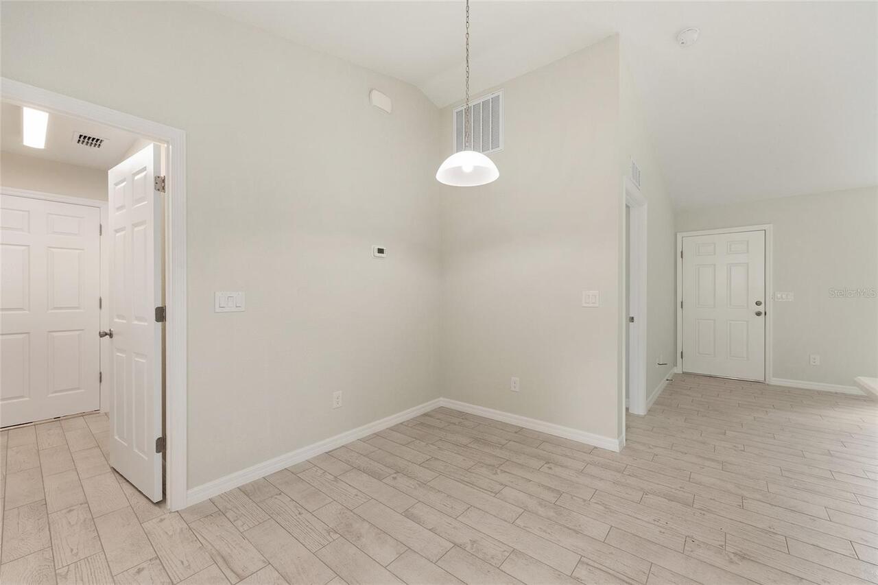 Listing Photo 20