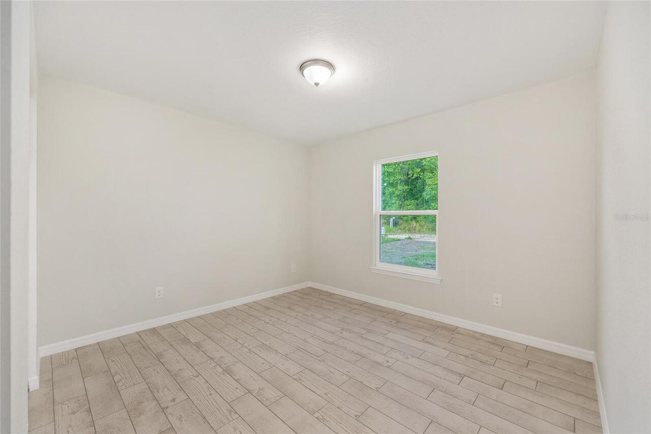Listing Photo 33