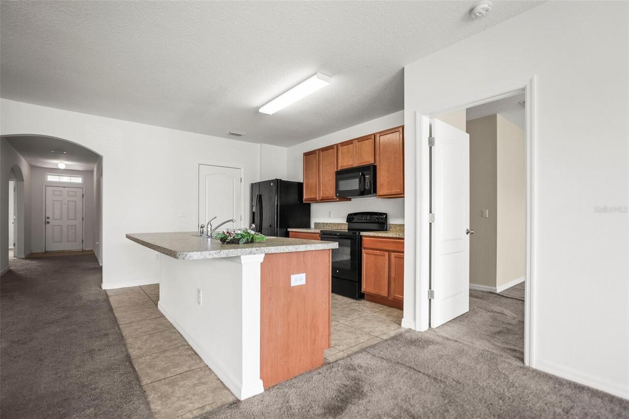 Listing Photo 8