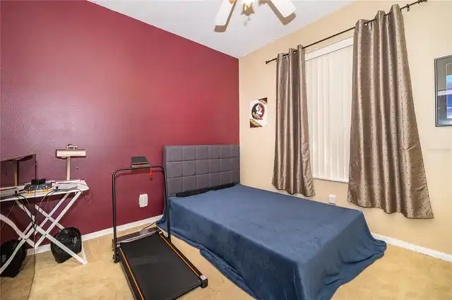 Listing Photo 9