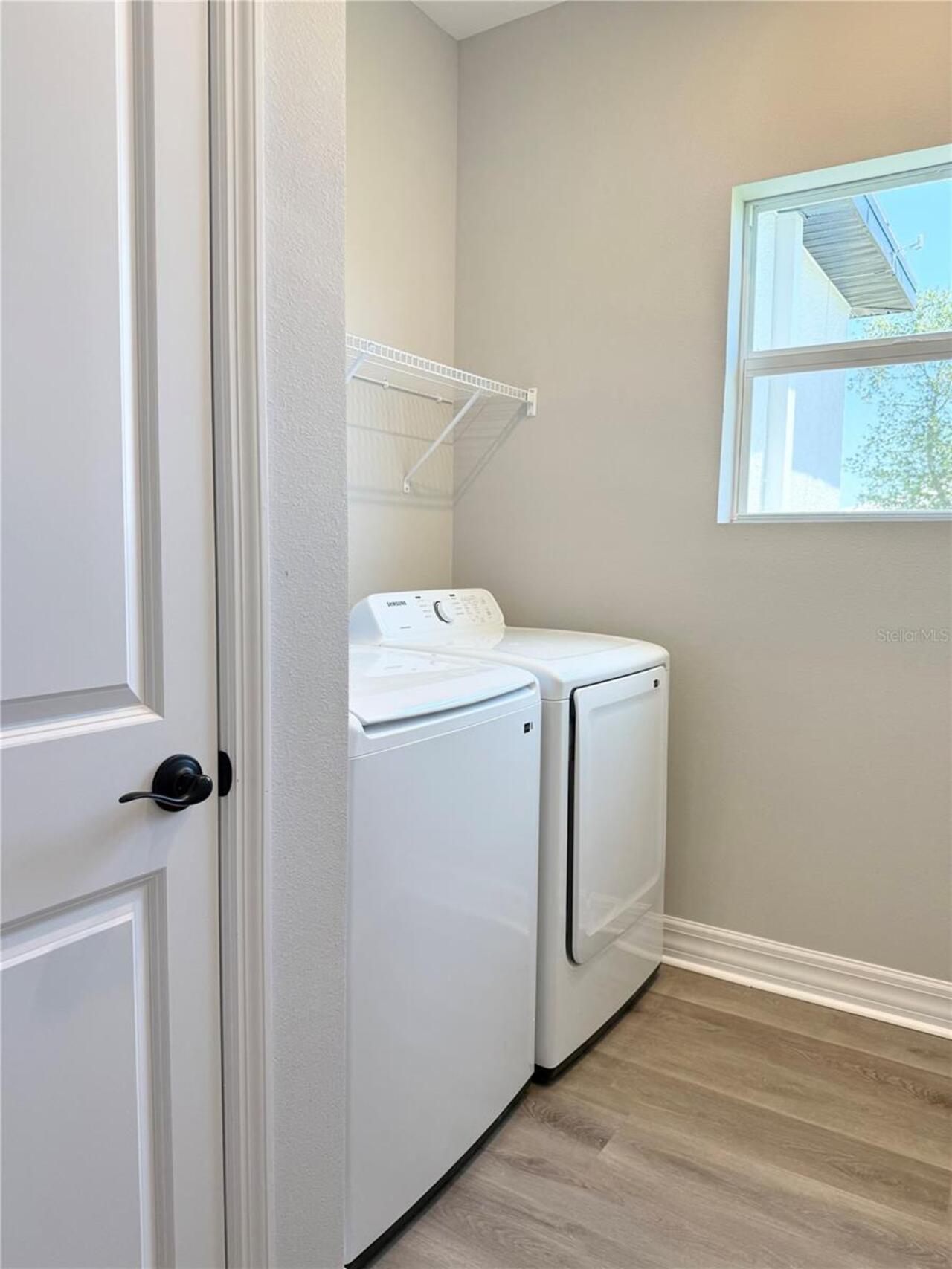 Listing Photo 11