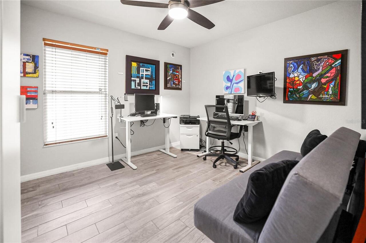 Listing Photo 10