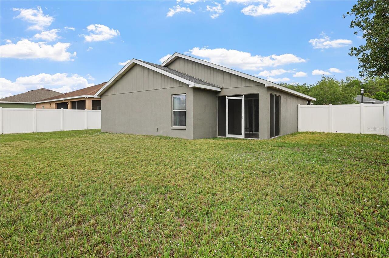 Listing Photo 15
