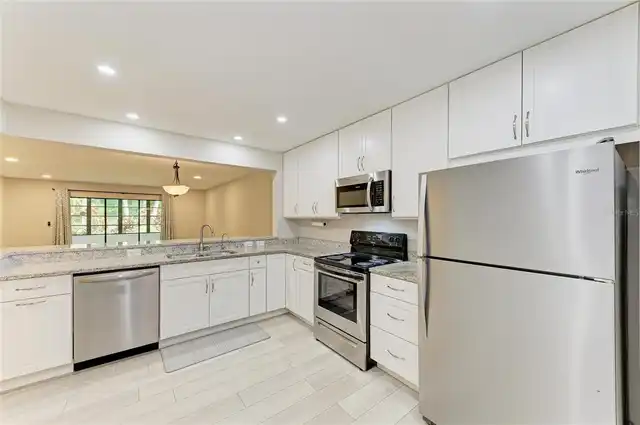 Listing Photo 16