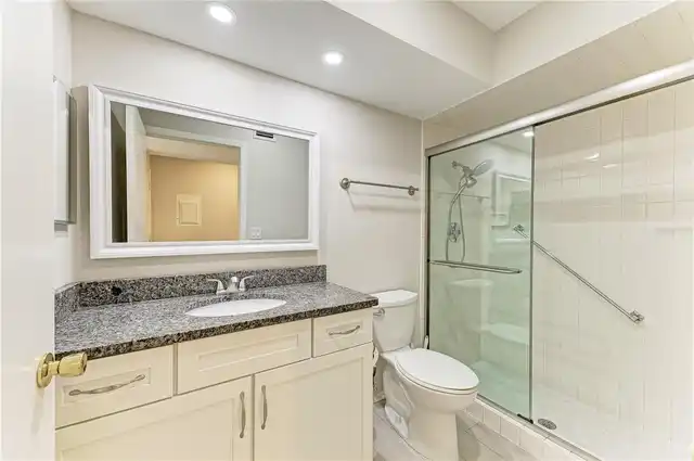 Listing Photo 22