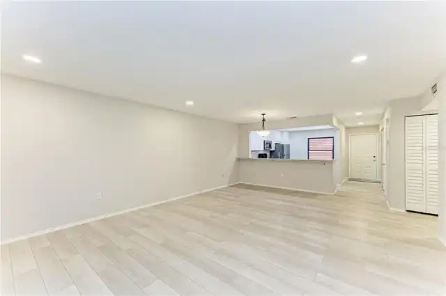 Listing Photo 29