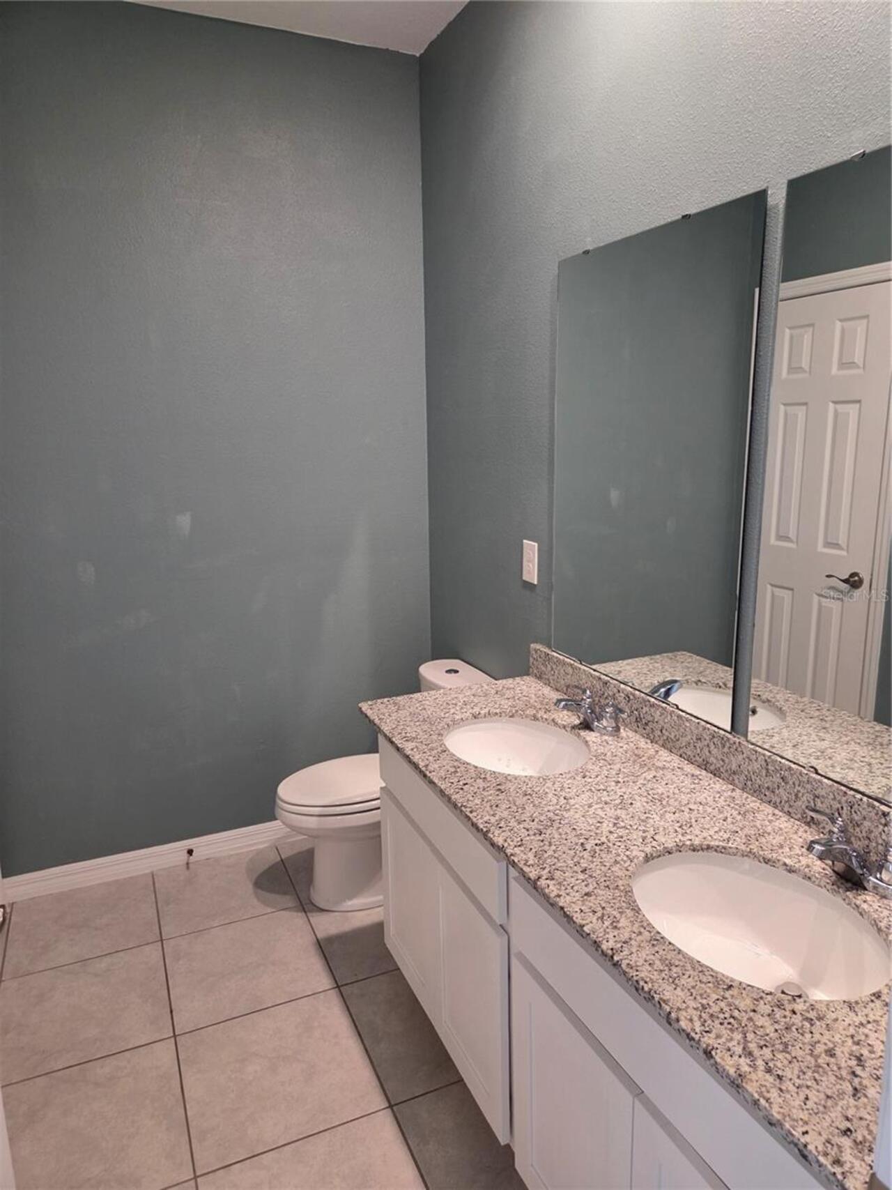 Listing Photo 14