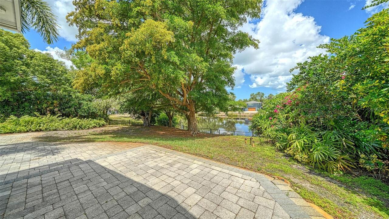 Listing Photo 19