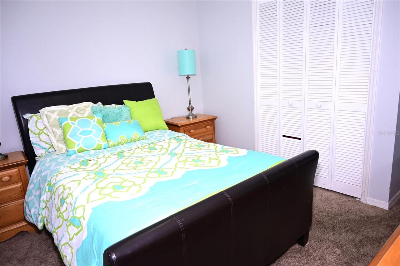 Listing Photo 11