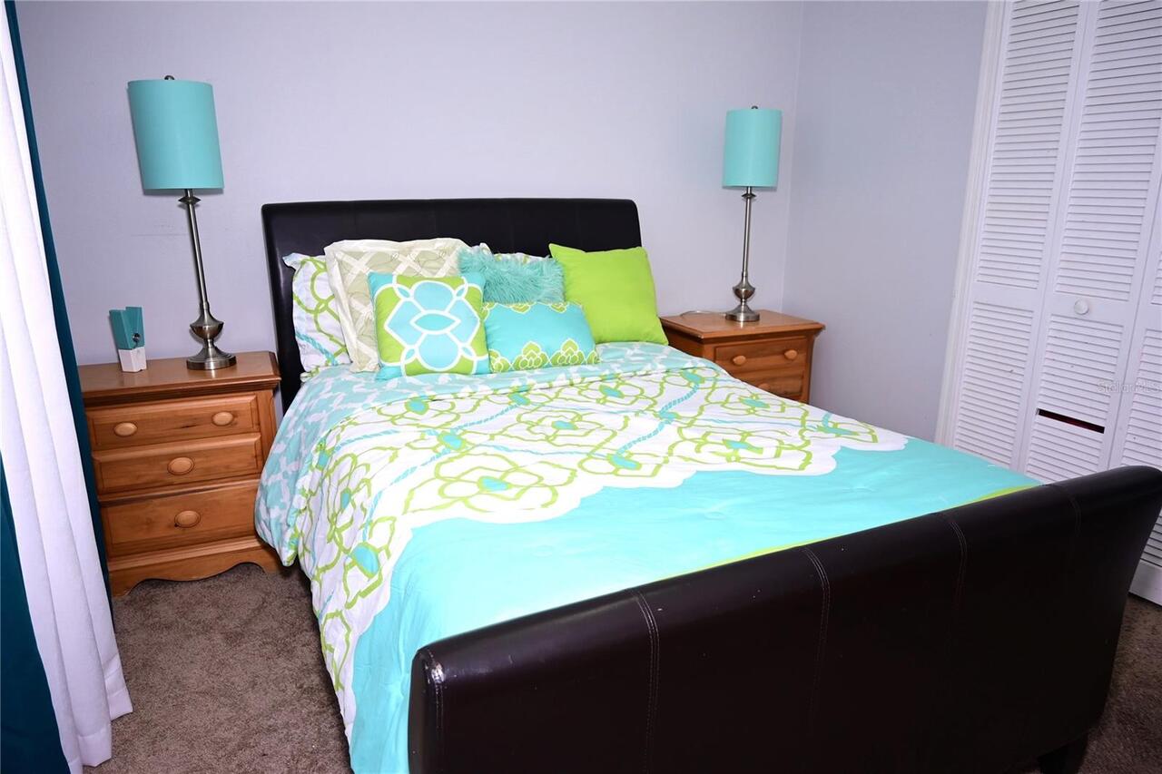 Listing Photo 12
