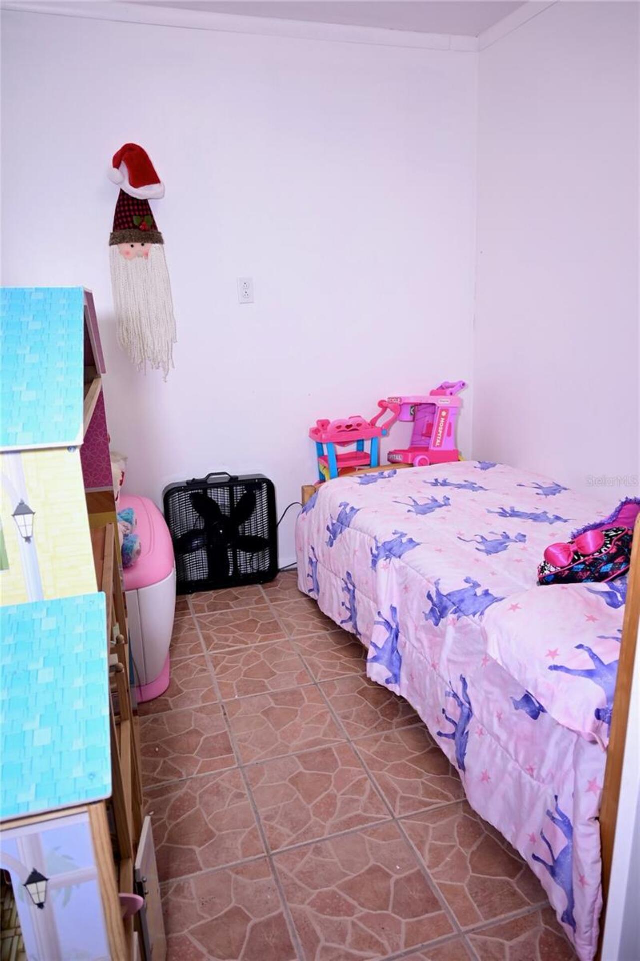 Listing Photo 17
