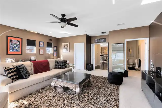 Listing Photo 32