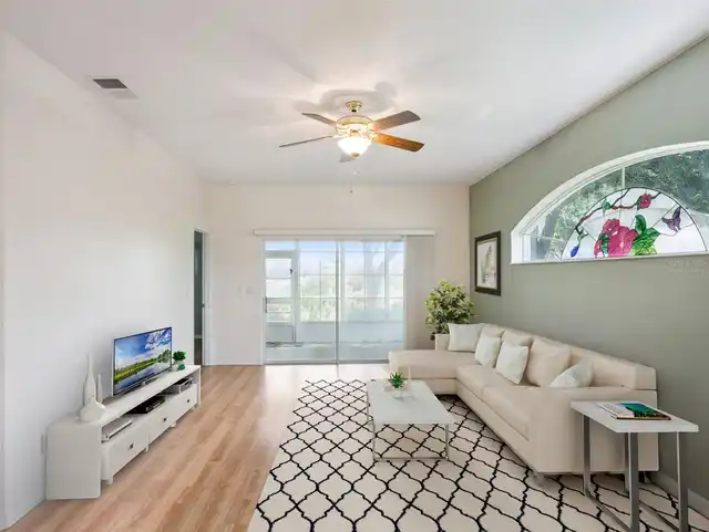 Listing Photo 7