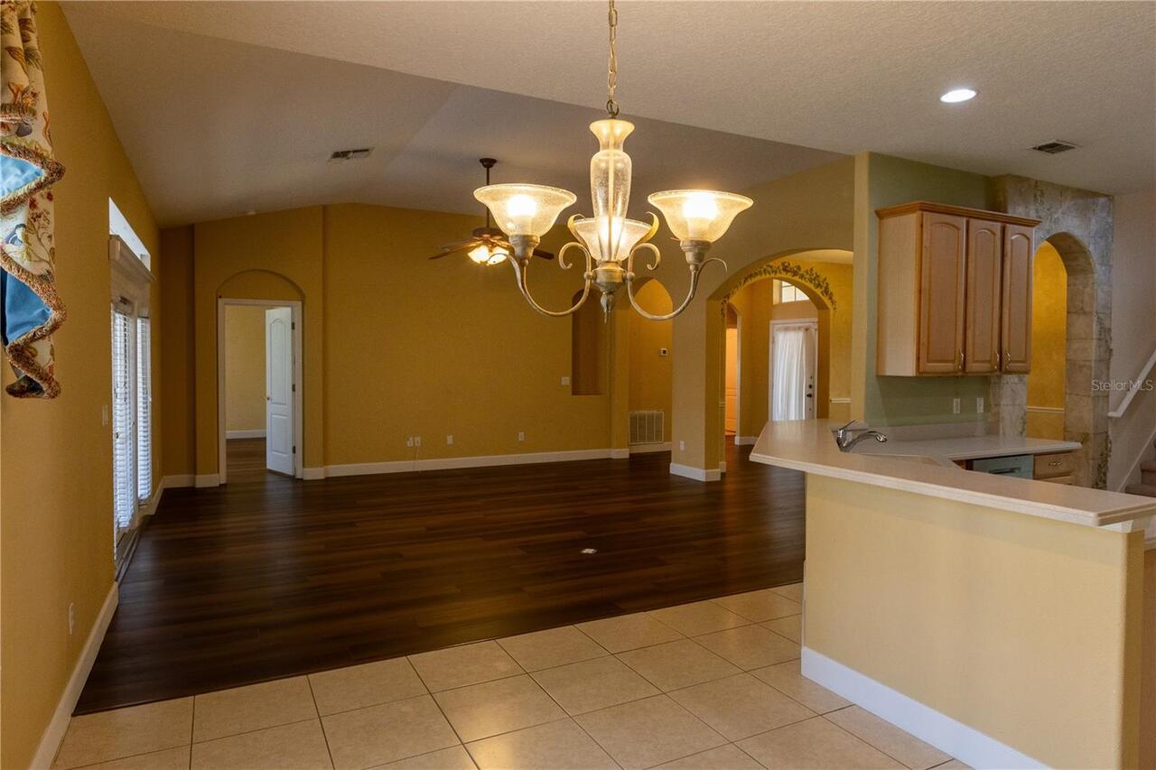 Listing Photo 14
