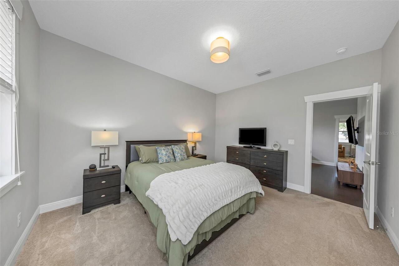 Listing Photo 25