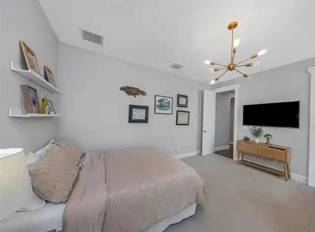 Listing Photo 28