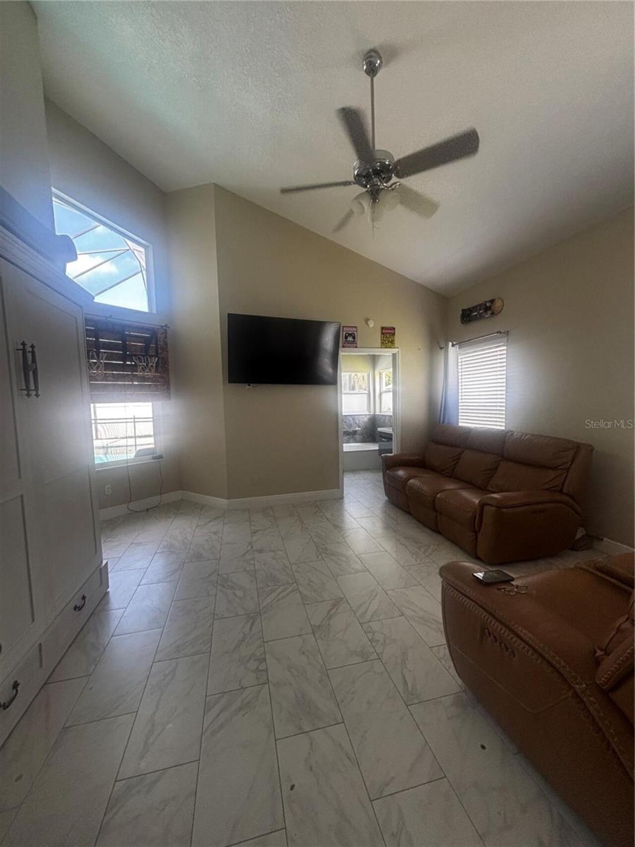 Listing Photo 10