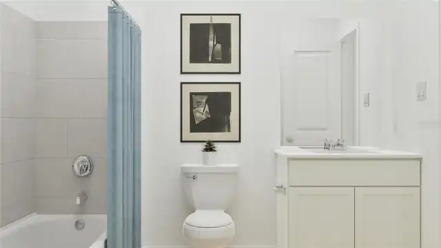 Listing Photo 12