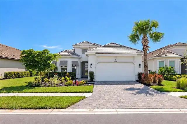 Sarasota Real Estate