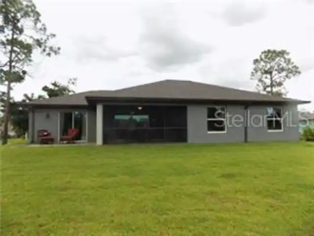 Listing Photo 9