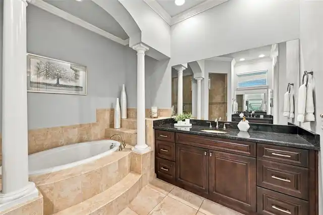 Listing Photo 21