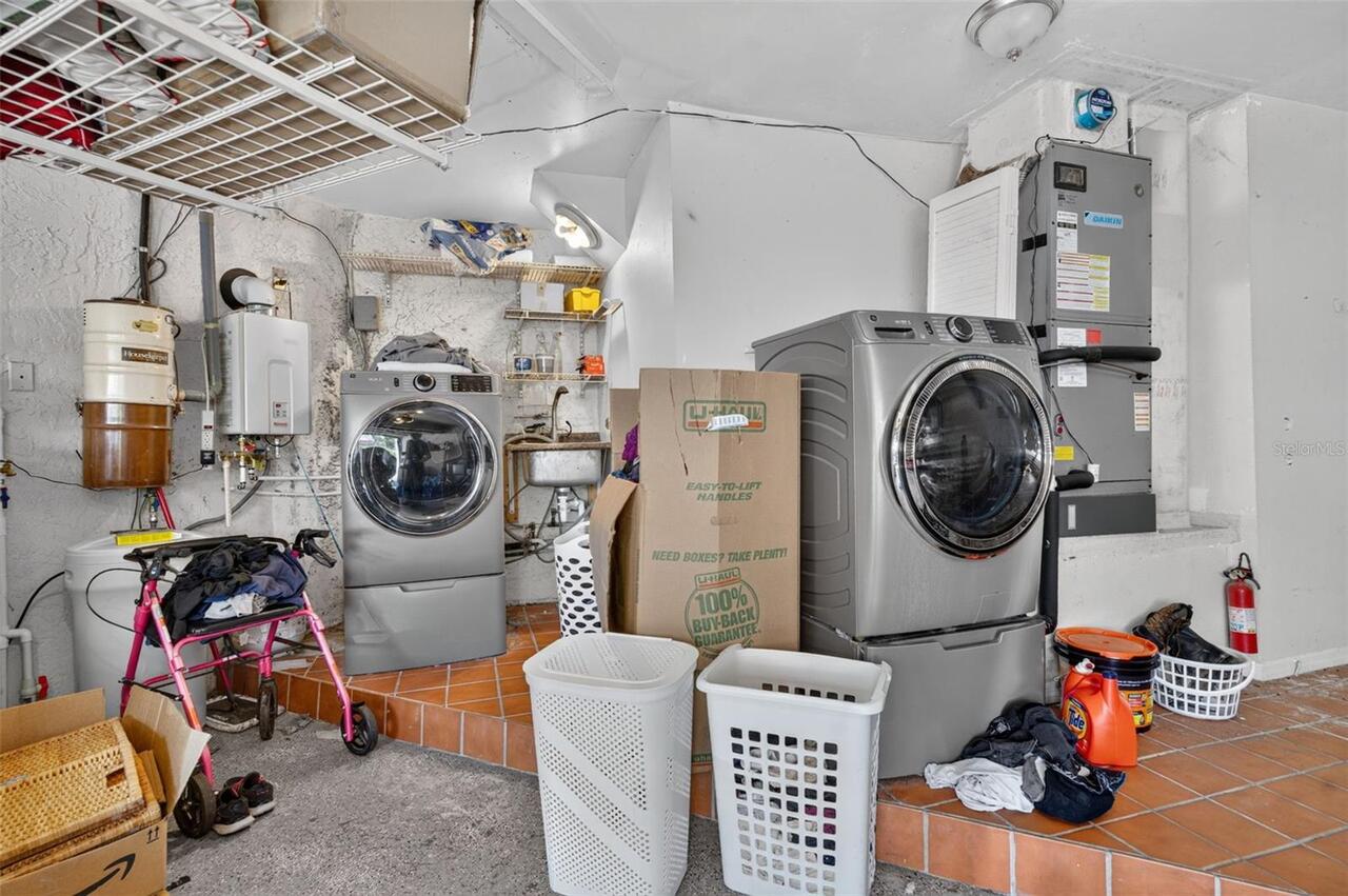 Listing Photo 14