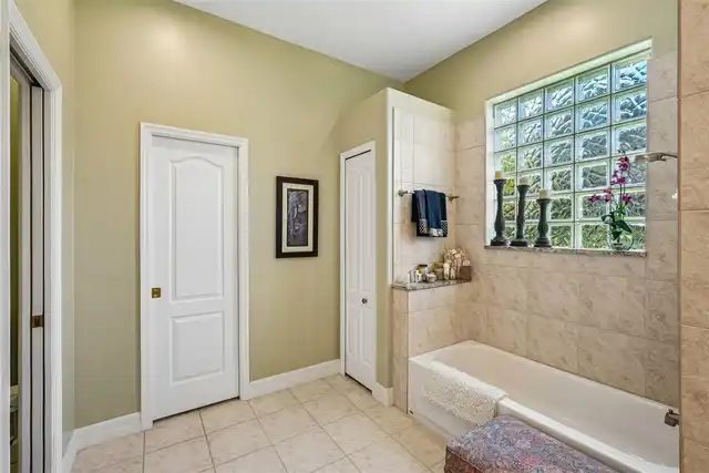 Listing Photo 33