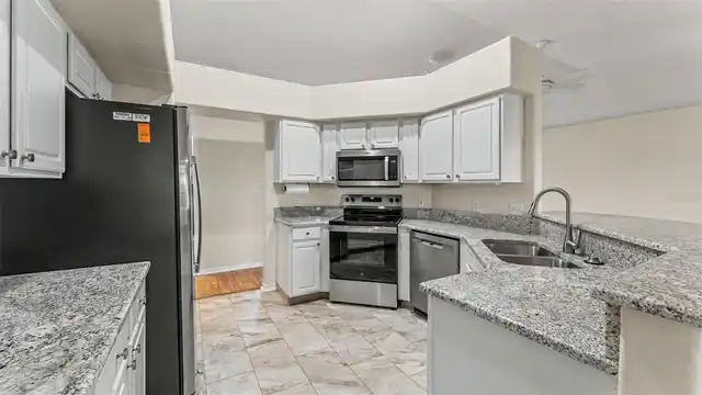 Listing Photo 20